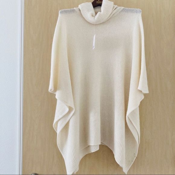 LC Lauren Conrad Box Knit Poncho. - Picture 2 of 2